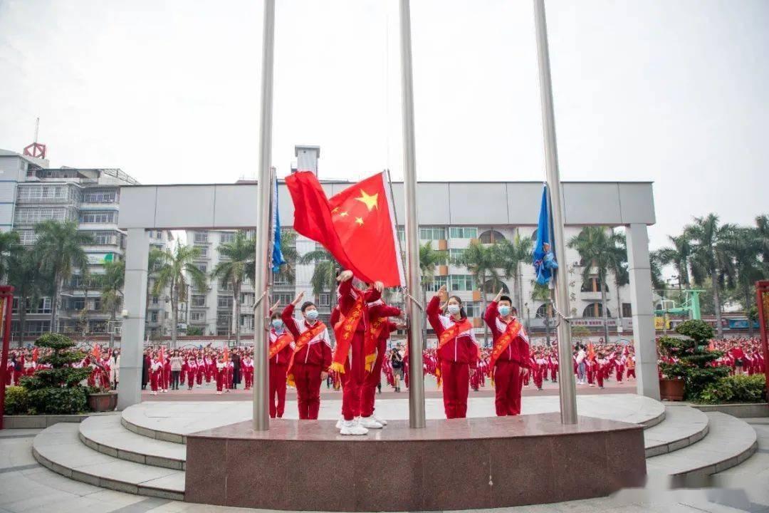 机智问答网页-别的部门同事与你争执时,领导帮你,你会如何回报?疑问解答专家