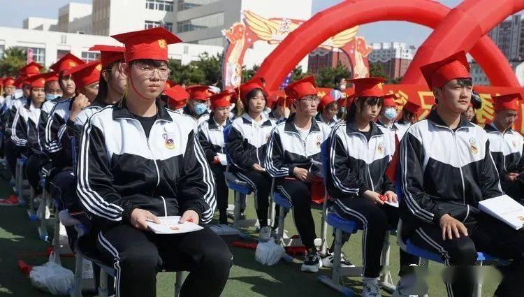 临沂沂河新区普法宣传赶“大集”