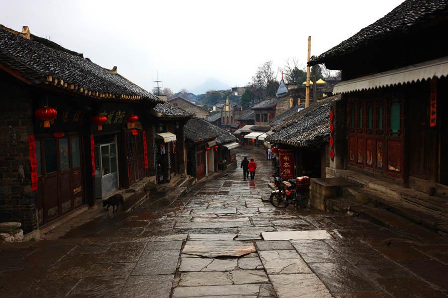 南京保卫战中唯一一支成建制撤出的部队,不是中央军,也不是粤军