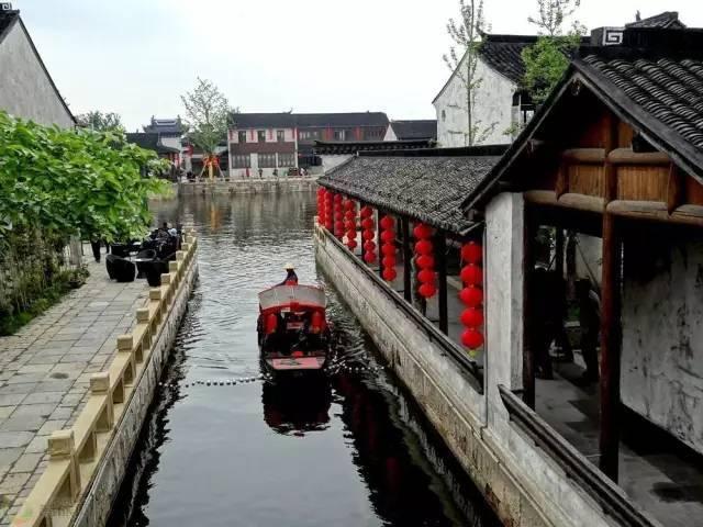 小蓝球向上跳